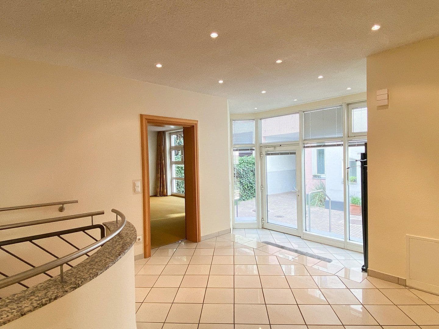 Prodej kanceláře 170 m², Offenbach, Hessen Prodej kanceláře 170 m², Offenbach, Hessen