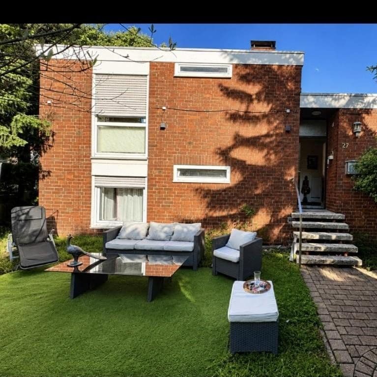 Prodej domu 115 m², pozemek 313 m², Düsseldorf, Severní Porýní-Vestfálsko Prodej domu 115 m², pozemek 313 m², Düsseldorf, Severní Porýní-Vestfálsko