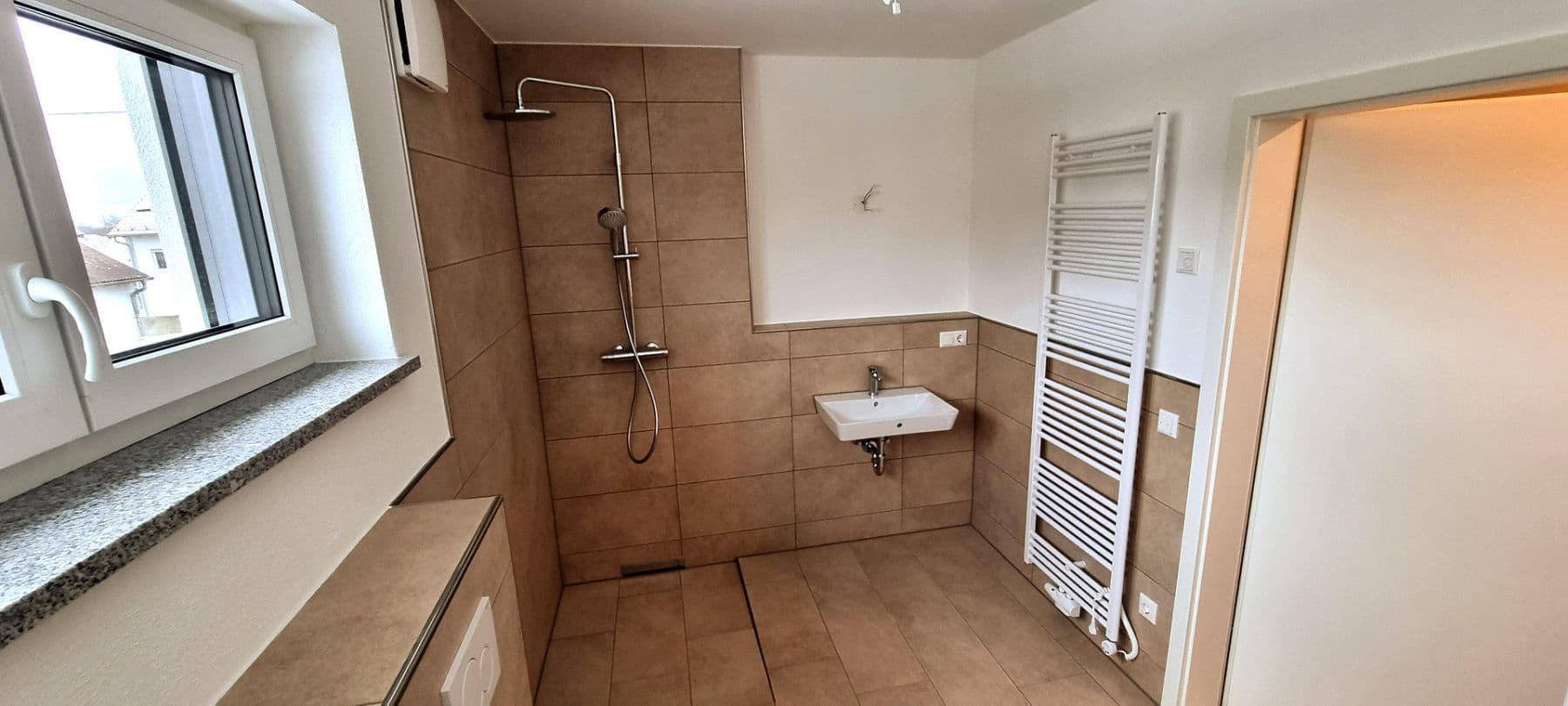 Prodej bytu 3+1 93 m², Hinter den Gärten 4, Offingen, Bavorsko Prodej bytu 3+1 93 m², Hinter den Gärten 4, Offingen, Bavorsko