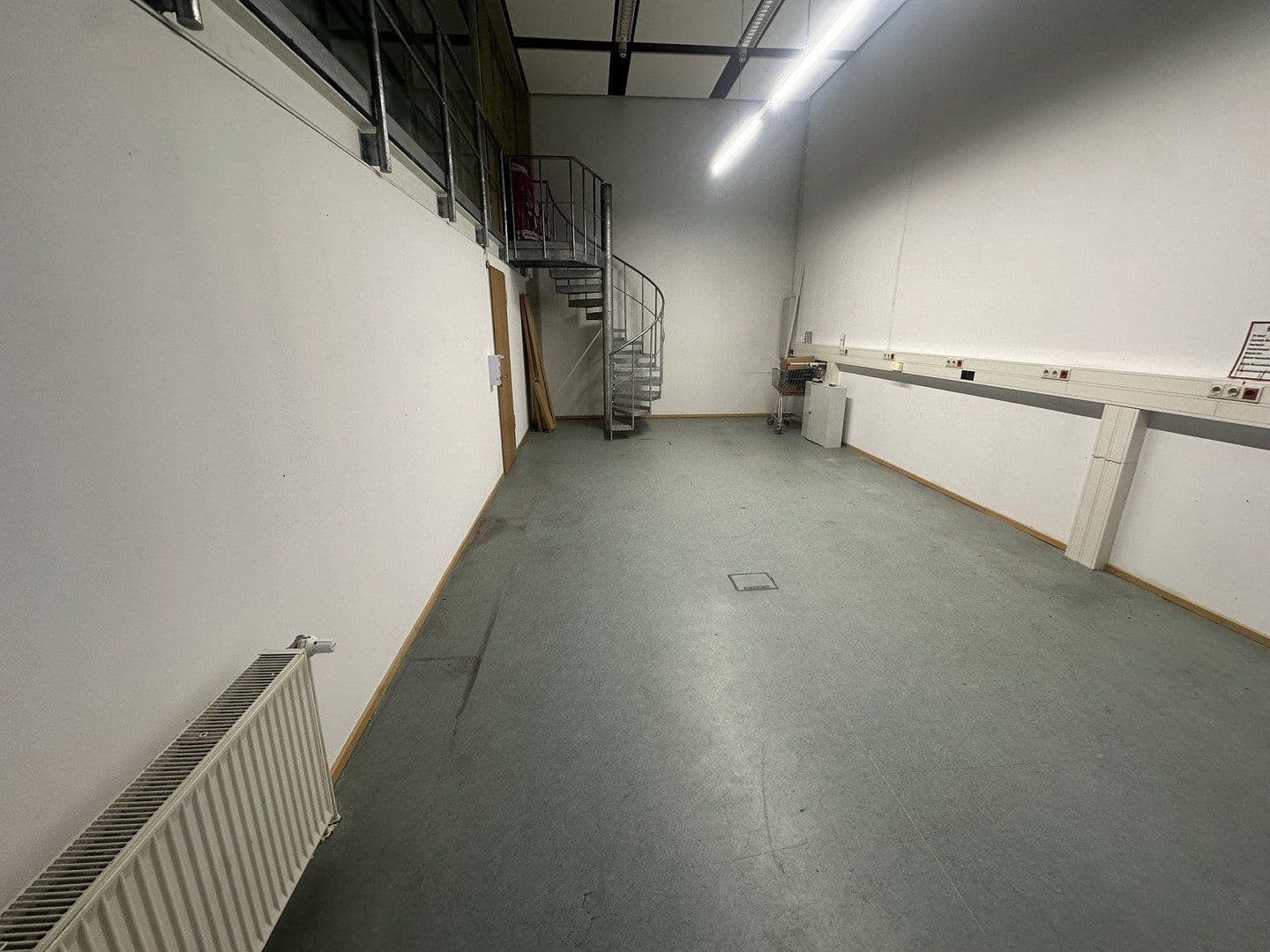 Pronájem nebytového prostoru 86 m², Georg-Schumann-Straße 294, Leipzig, Sasko Pronájem nebytového prostoru 86 m², Georg-Schumann-Straße 294, Leipzig, Sasko