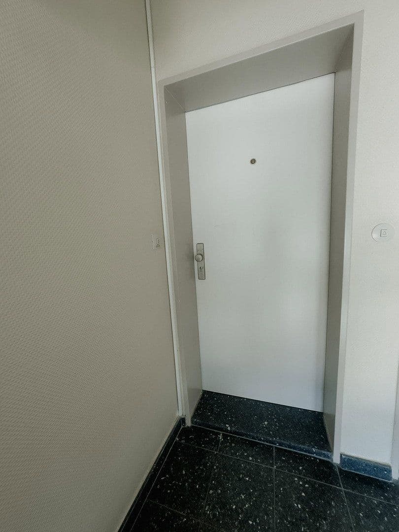 Prodej bytu 2+kk 62 m², Kurfürstenallee 68b, Bremen, Bremen Prodej bytu 2+kk 62 m², Kurfürstenallee 68b, Bremen, Bremen