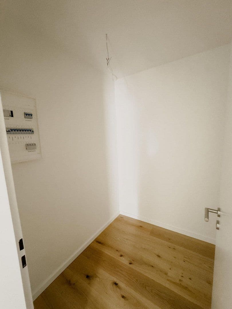 Prodej bytu 2+kk 62 m², Kurfürstenallee 68b, Bremen, Bremen Prodej bytu 2+kk 62 m², Kurfürstenallee 68b, Bremen, Bremen
