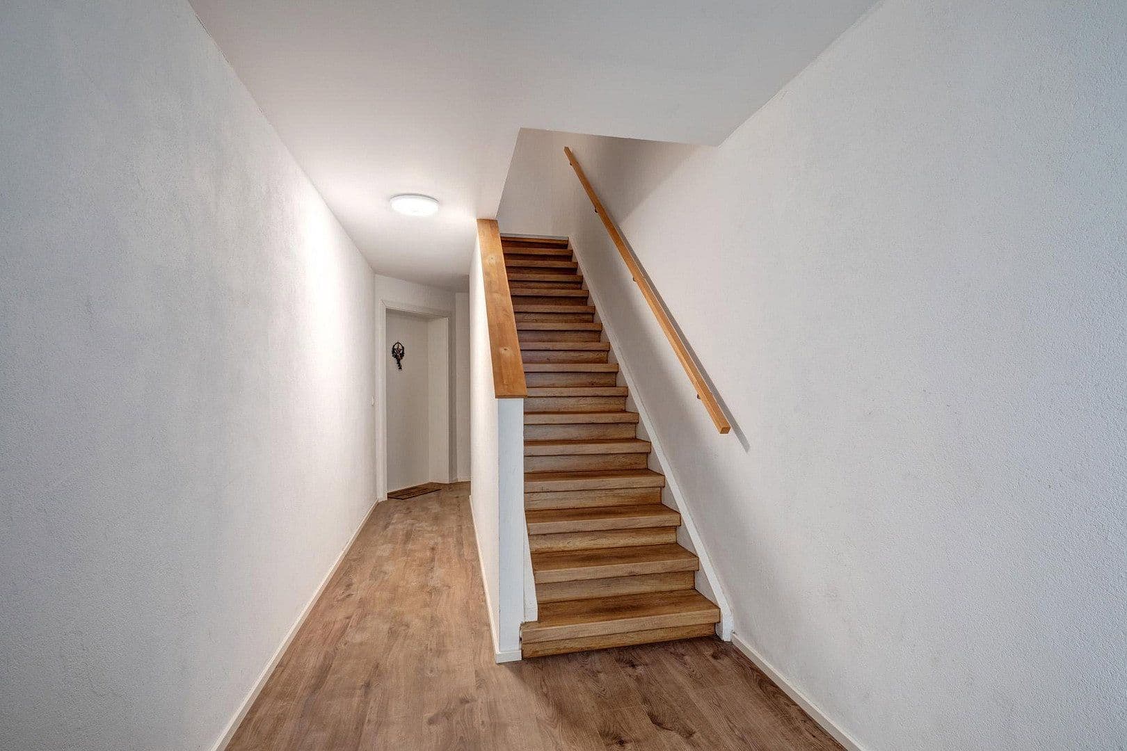 Pronájem bytu 2+1 73 m², Mühlbachstraße 15, Dirlewang, Bavorsko Pronájem bytu 2+1 73 m², Mühlbachstraße 15, Dirlewang, Bavorsko