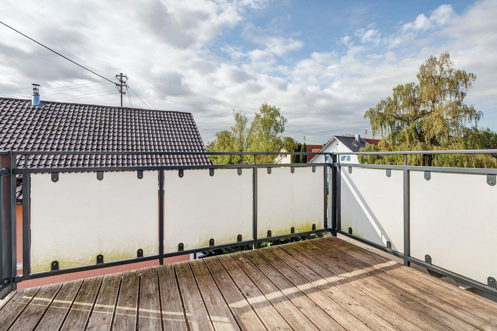 Pronájem bytu 2+1 73 m², Mühlbachstraße 15, Dirlewang, Bavorsko Pronájem bytu 2+1 73 m², Mühlbachstraße 15, Dirlewang, Bavorsko