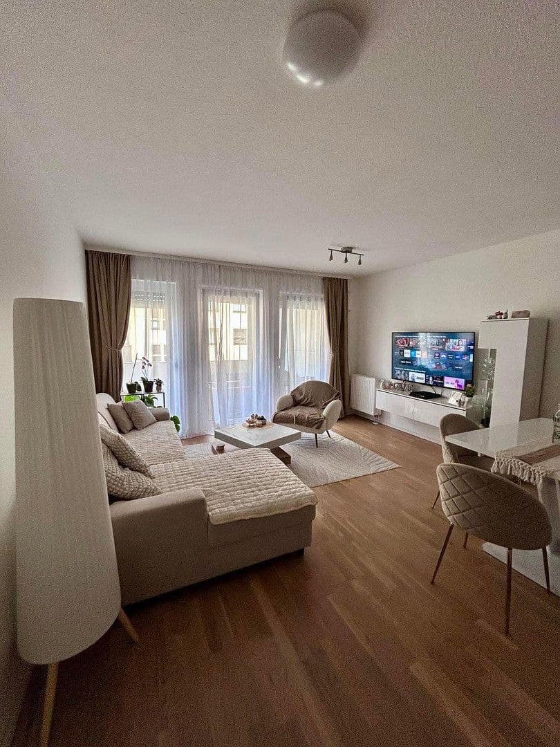 Pronájem bytu 2+1 54 m², Kleinreuther Weg 54, Nürnberg, Bavorsko Pronájem bytu 2+1 54 m², Kleinreuther Weg 54, Nürnberg, Bavorsko