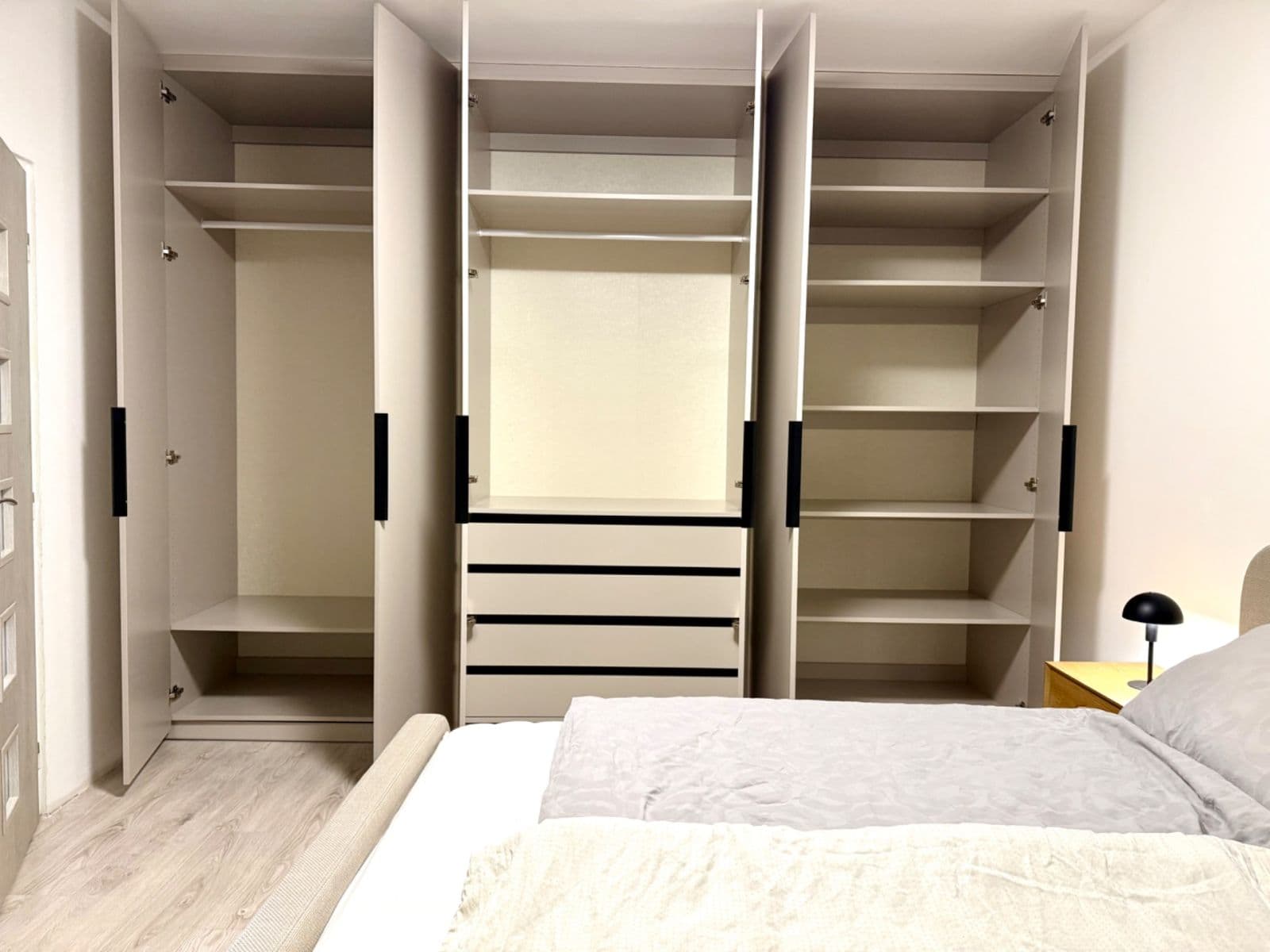 Pronájem bytu 2+kk 39 m², Dvořákova, Karlovy Vary, Karlovarský kraj Pronájem bytu 2+kk 39 m², Dvořákova, Karlovy Vary, Karlovarský kraj