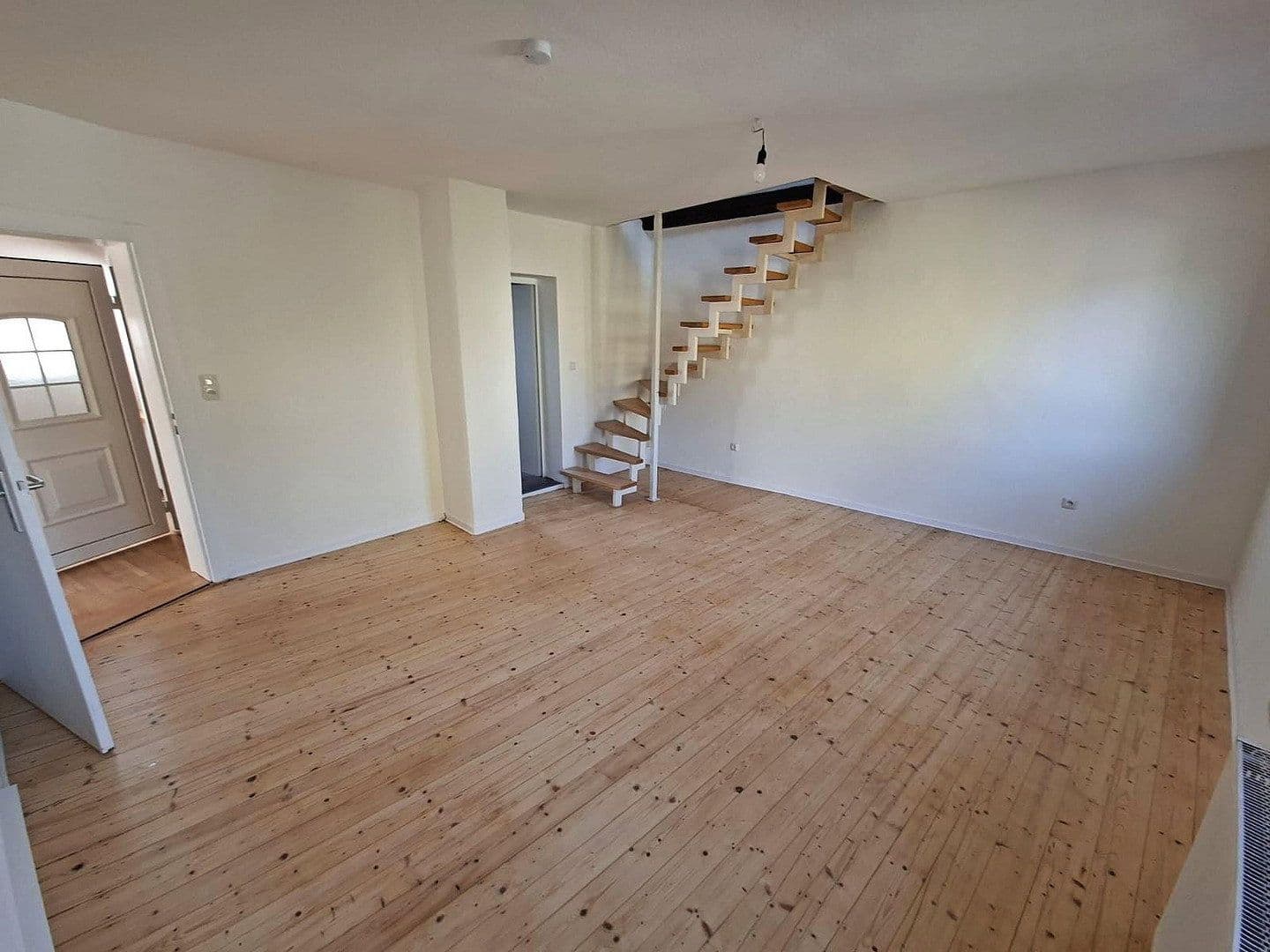 Pronájem bytu 2+kk 65 m², Borngasse 2, Hanau, Hessen Pronájem bytu 2+kk 65 m², Borngasse 2, Hanau, Hessen