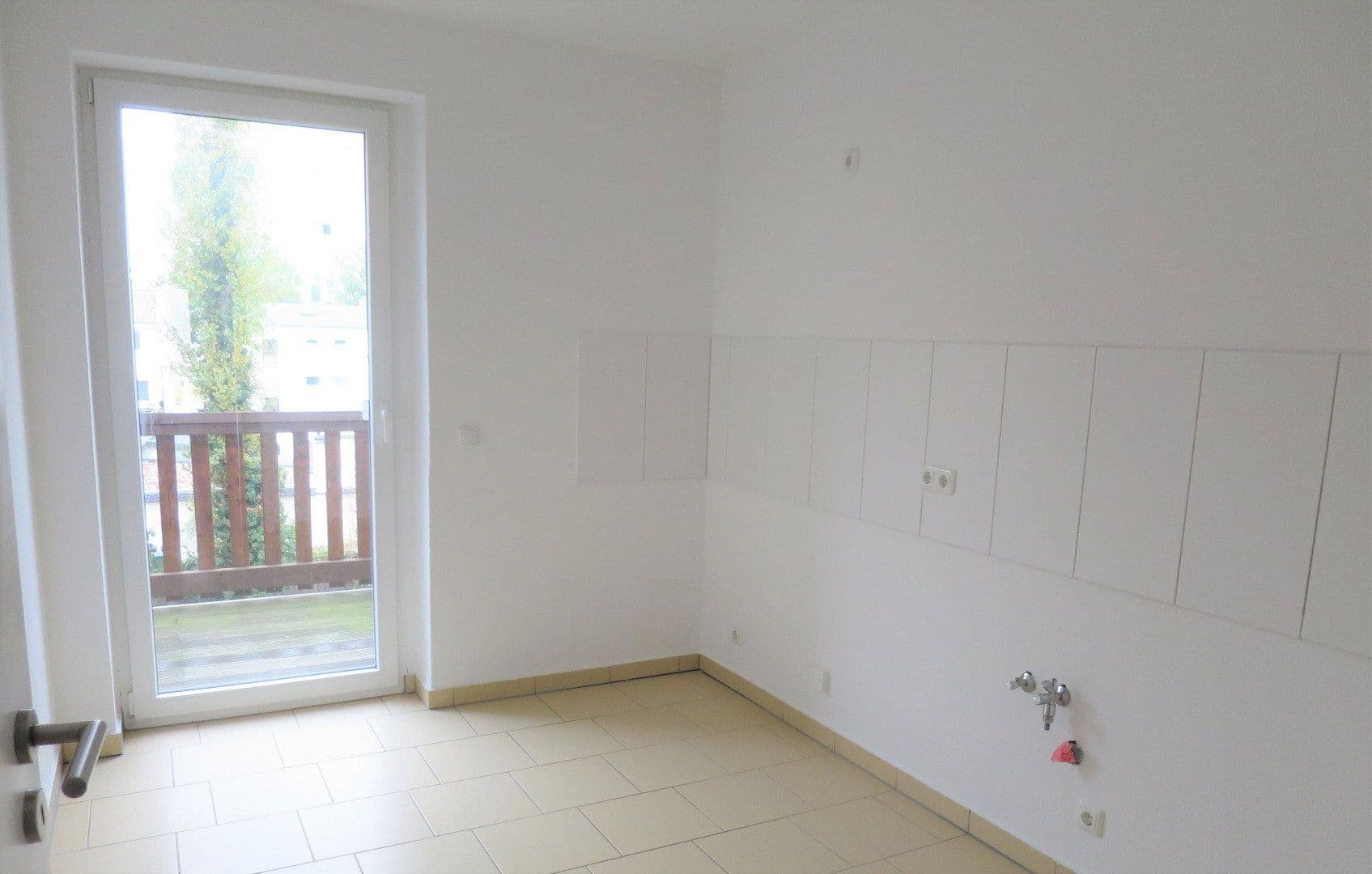 Pronájem bytu 2+1 54 m², Oldenburger Straße 1, Magdeburg, Sasko-Anhaltsko Pronájem bytu 2+1 54 m², Oldenburger Straße 1, Magdeburg, Sasko-Anhaltsko