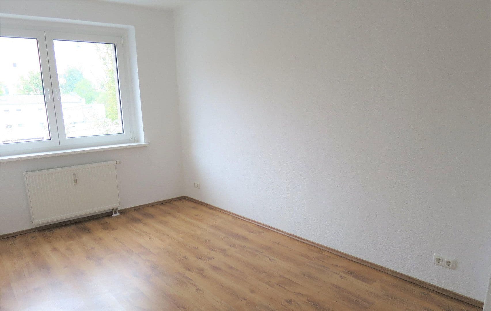 Pronájem bytu 2+1 54 m², Oldenburger Straße 1, Magdeburg, Sasko-Anhaltsko Pronájem bytu 2+1 54 m², Oldenburger Straße 1, Magdeburg, Sasko-Anhaltsko