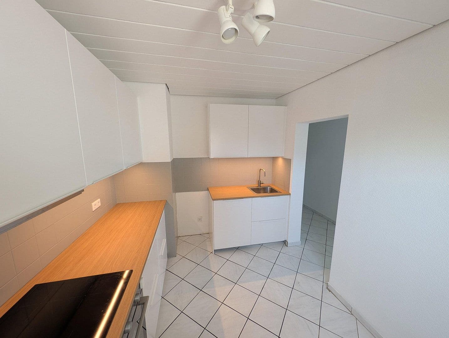 Pronájem bytu 3+1 88 m², Rodgau, Hessen Pronájem bytu 3+1 88 m², Rodgau, Hessen