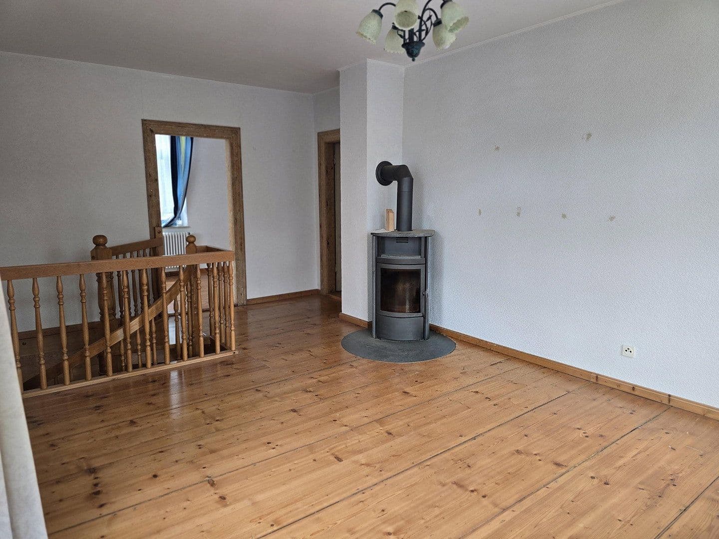 Prodej domu 343 m², pozemek 485 m², Wasserstraße 20, Radeberg, Sasko Prodej domu 343 m², pozemek 485 m², Wasserstraße 20, Radeberg, Sasko