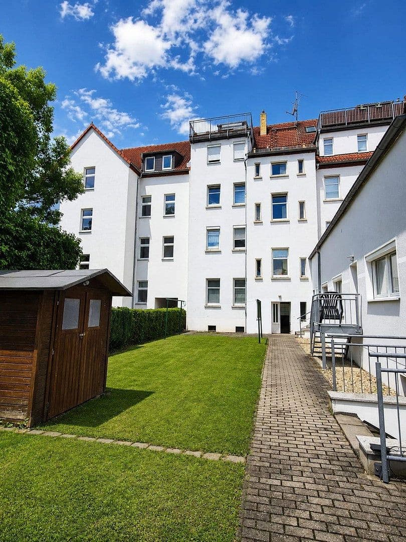 Pronájem bytu 3+1 75 m², Lomlerstraße 14, Zwenkau, Sasko Pronájem bytu 3+1 75 m², Lomlerstraße 14, Zwenkau, Sasko