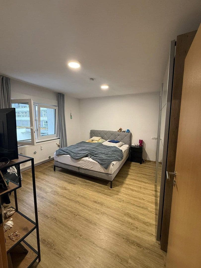 Pronájem bytu 3+1 68 m², Elisabethenstr. 4, Ulm, Bádensko-Württembersko Pronájem bytu 3+1 68 m², Elisabethenstr. 4, Ulm, Bádensko-Württembersko