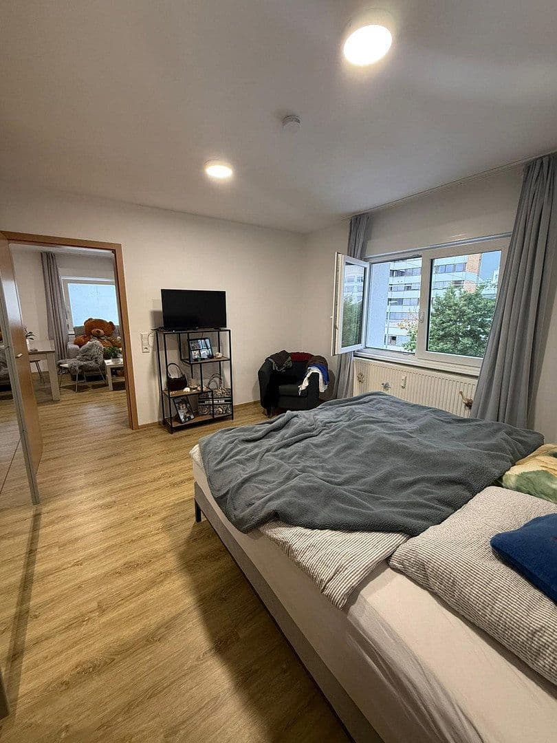 Pronájem bytu 3+1 68 m², Elisabethenstr. 4, Ulm, Bádensko-Württembersko Pronájem bytu 3+1 68 m², Elisabethenstr. 4, Ulm, Bádensko-Württembersko