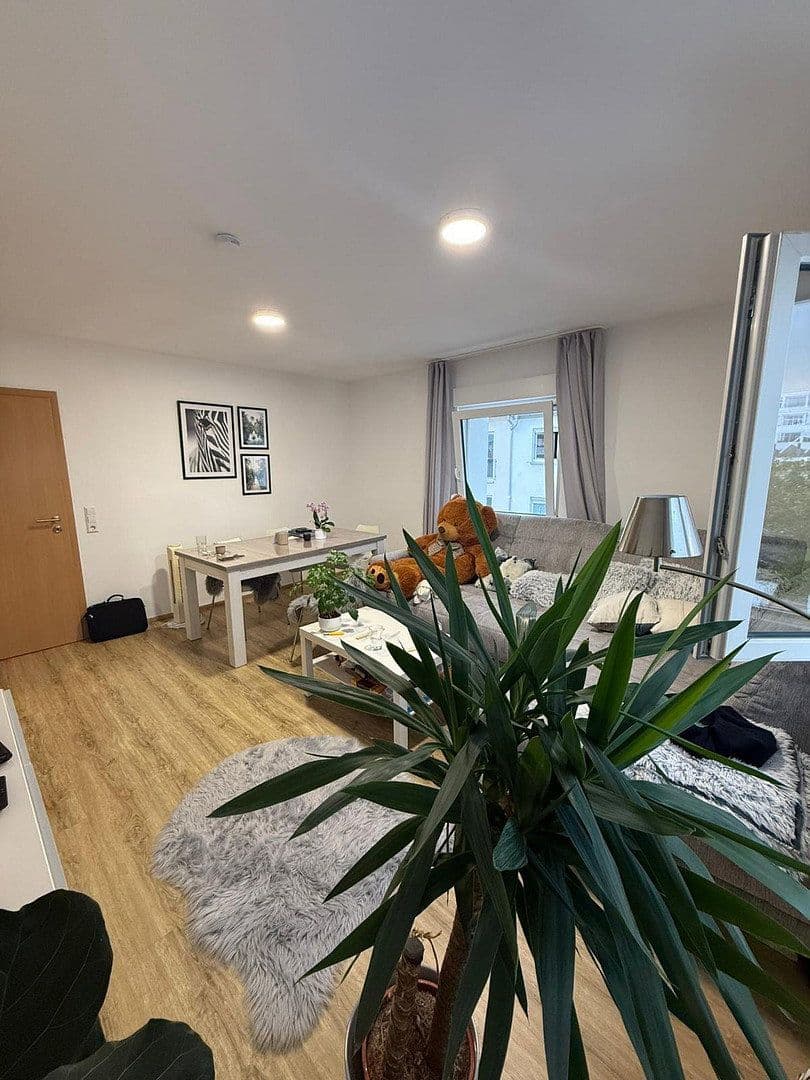 Pronájem bytu 3+1 68 m², Elisabethenstr. 4, Ulm, Bádensko-Württembersko Pronájem bytu 3+1 68 m², Elisabethenstr. 4, Ulm, Bádensko-Württembersko