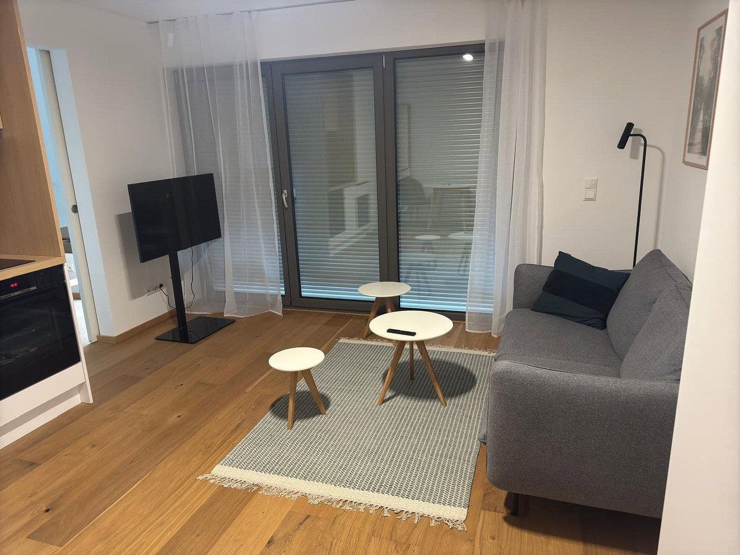 Pronájem bytu 2+1 34 m², Kiefernstrasse 25, München, Bavorsko Pronájem bytu 2+1 34 m², Kiefernstrasse 25, München, Bavorsko