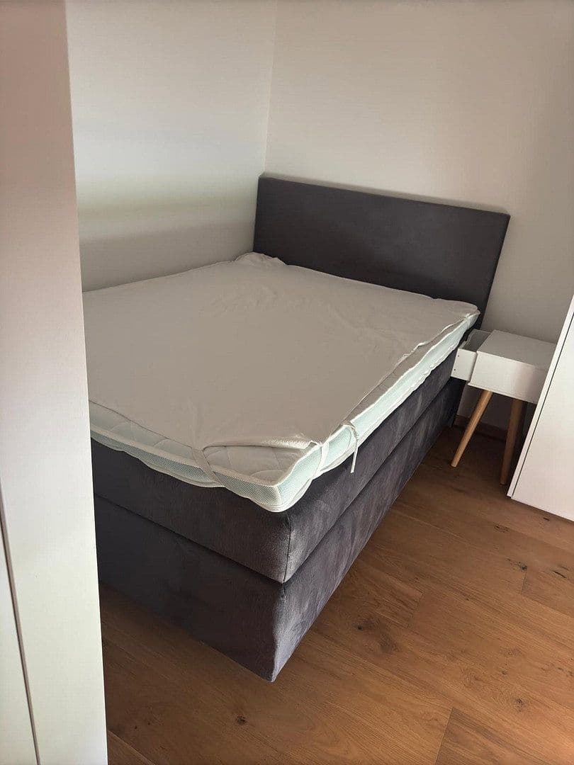 Pronájem bytu 2+1 34 m², Kiefernstrasse 25, München, Bavorsko Pronájem bytu 2+1 34 m², Kiefernstrasse 25, München, Bavorsko