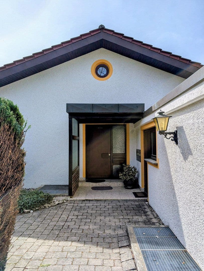 Pronájem domu 250 m², pozemek 1.275 m², Geißbühl 8, Bad Überkingen, Bádensko-Württembersko Pronájem domu 250 m², pozemek 1.275 m², Geißbühl 8, Bad Überkingen, Bádensko-Württembersko