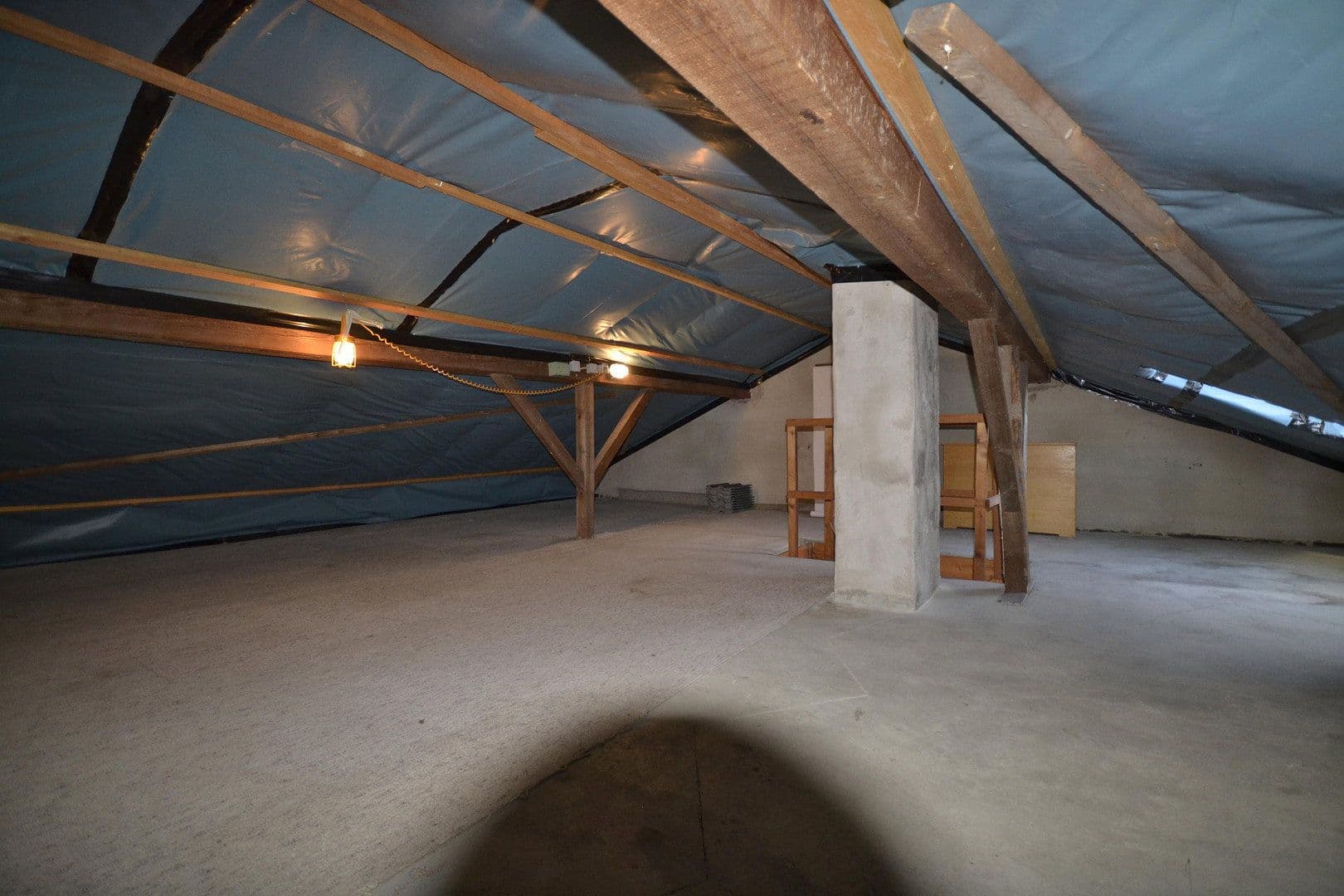 Prodej domu 110 m², pozemek 254 m², Leverkusen, Severní Porýní-Vestfálsko Prodej domu 110 m², pozemek 254 m², Leverkusen, Severní Porýní-Vestfálsko