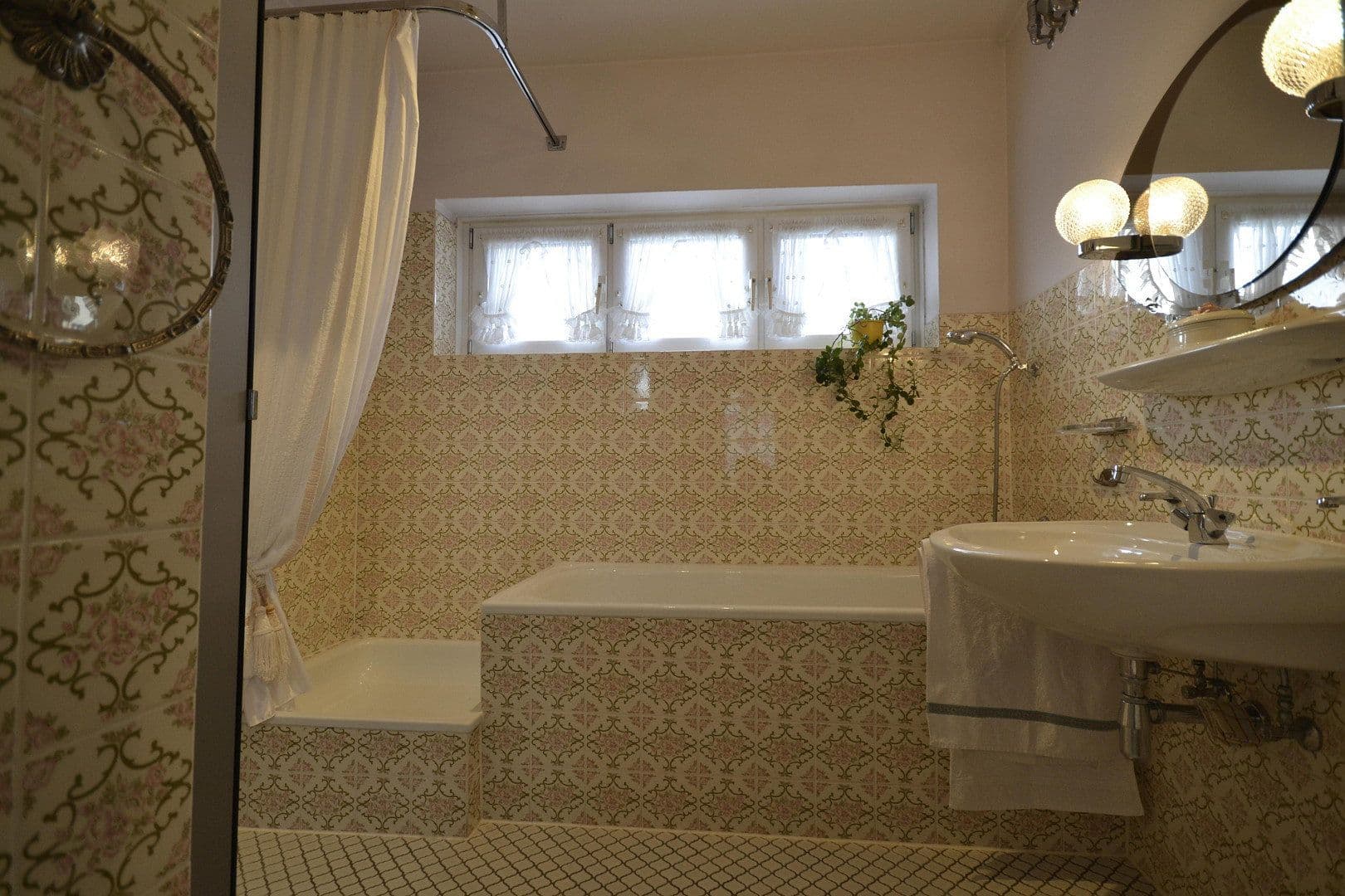 Prodej domu 110 m², pozemek 254 m², Leverkusen, Severní Porýní-Vestfálsko Prodej domu 110 m², pozemek 254 m², Leverkusen, Severní Porýní-Vestfálsko