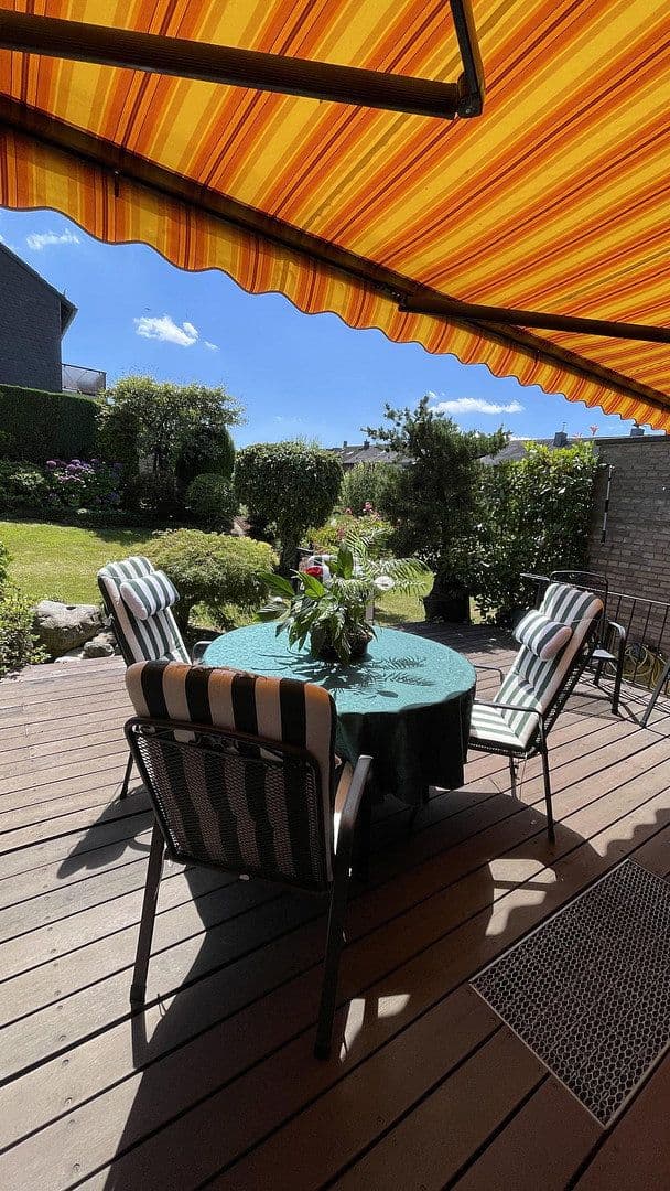 Prodej domu 110 m², pozemek 254 m², Leverkusen, Severní Porýní-Vestfálsko Prodej domu 110 m², pozemek 254 m², Leverkusen, Severní Porýní-Vestfálsko