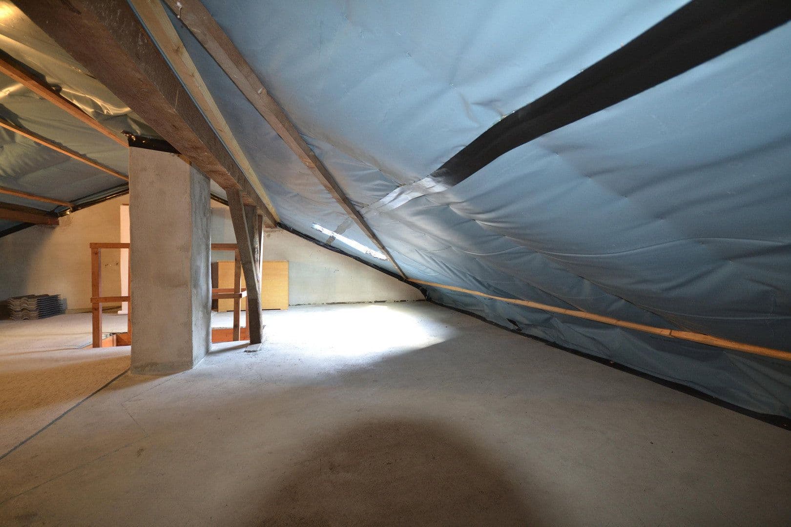 Prodej domu 110 m², pozemek 254 m², Leverkusen, Severní Porýní-Vestfálsko Prodej domu 110 m², pozemek 254 m², Leverkusen, Severní Porýní-Vestfálsko