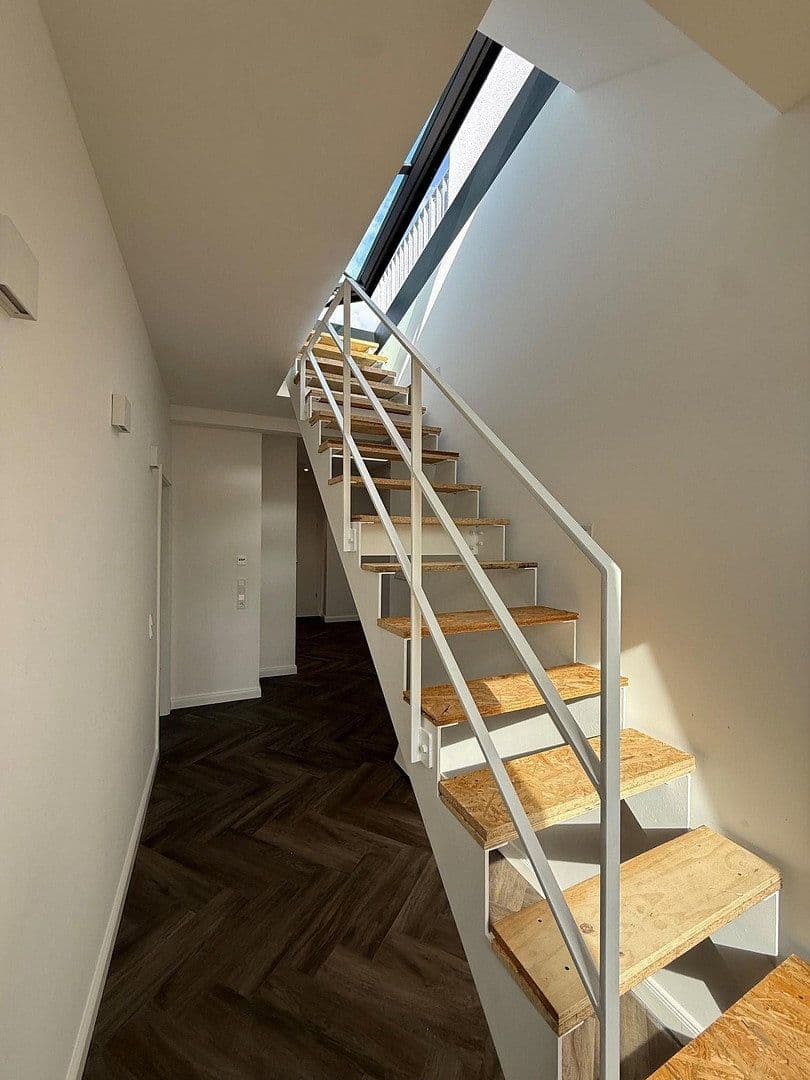 Pronájem bytu 3+1 108 m², Külzer Straße 2, Berlin, Berlín Pronájem bytu 3+1 108 m², Külzer Straße 2, Berlin, Berlín