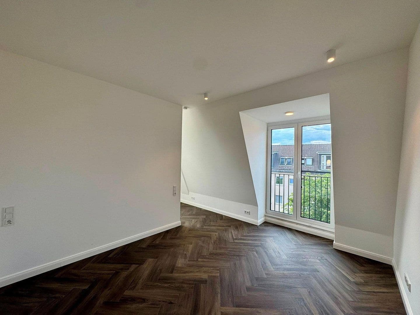Pronájem bytu 3+1 108 m², Külzer Straße 2, Berlin, Berlín Pronájem bytu 3+1 108 m², Külzer Straße 2, Berlin, Berlín