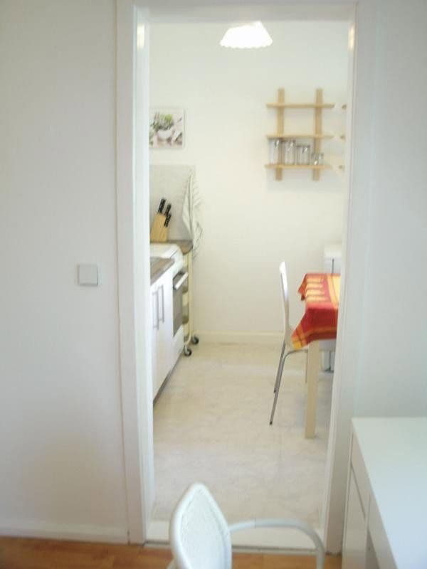 Prodej bytu 2+1 72 m², Altheider Straße 32, Berlin, Berlín Prodej bytu 2+1 72 m², Altheider Straße 32, Berlin, Berlín