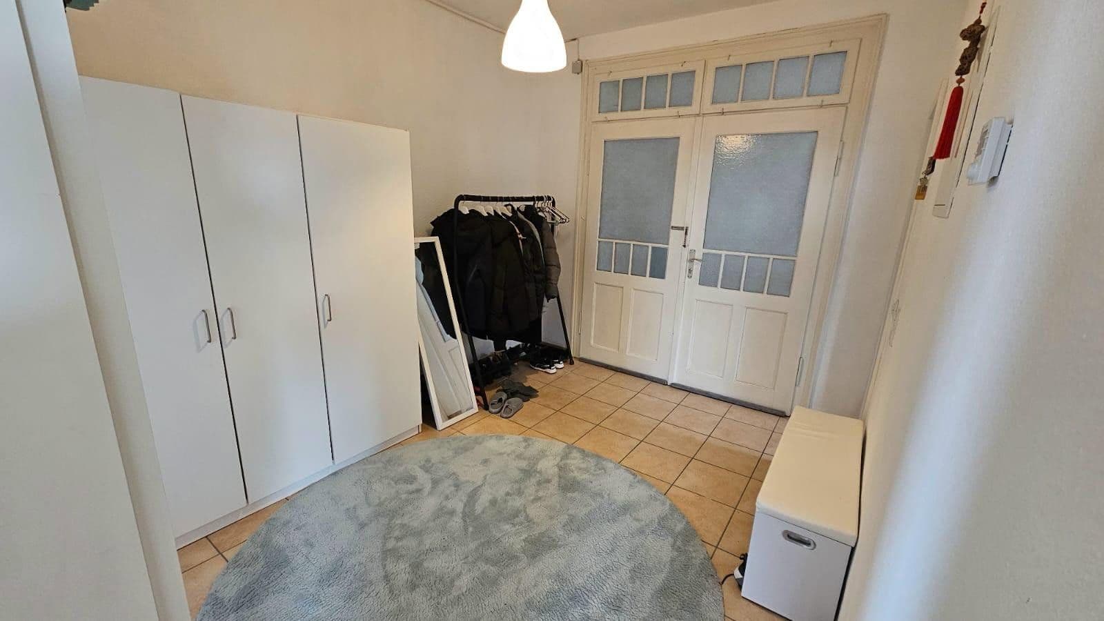 Pronájem bytu 2+1 61 m², Stuttgart, Bádensko-Württembersko Pronájem bytu 2+1 61 m², Stuttgart, Bádensko-Württembersko