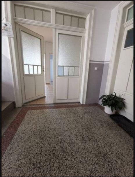 Pronájem bytu 2+1 61 m², Stuttgart, Bádensko-Württembersko Pronájem bytu 2+1 61 m², Stuttgart, Bádensko-Württembersko