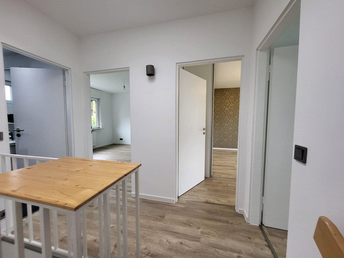 Prodej domu 170 m², pozemek 240 m², Schwalbach am Taunus, Hessen Prodej domu 170 m², pozemek 240 m², Schwalbach am Taunus, Hessen