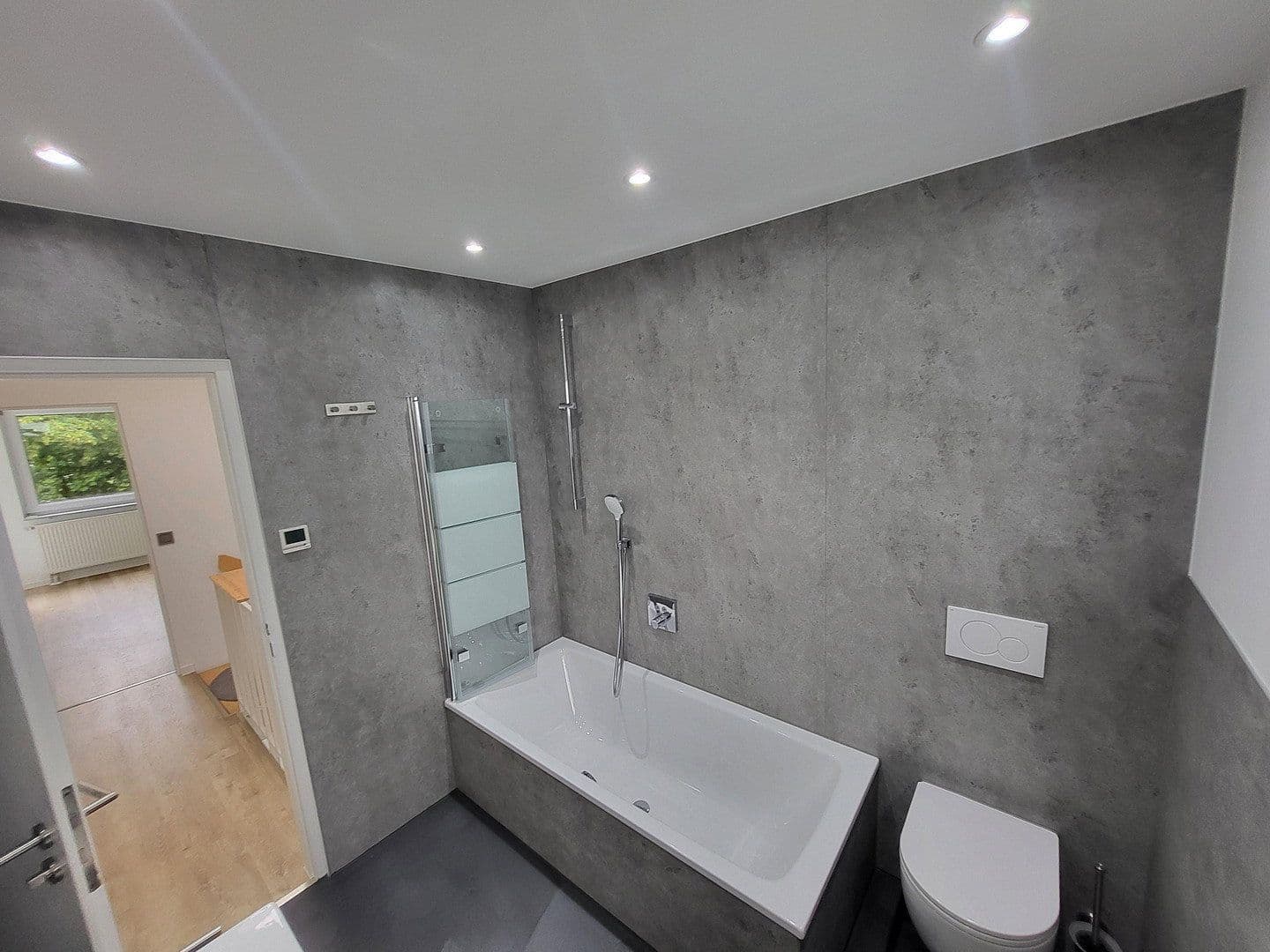 Prodej domu 170 m², pozemek 240 m², Schwalbach am Taunus, Hessen Prodej domu 170 m², pozemek 240 m², Schwalbach am Taunus, Hessen