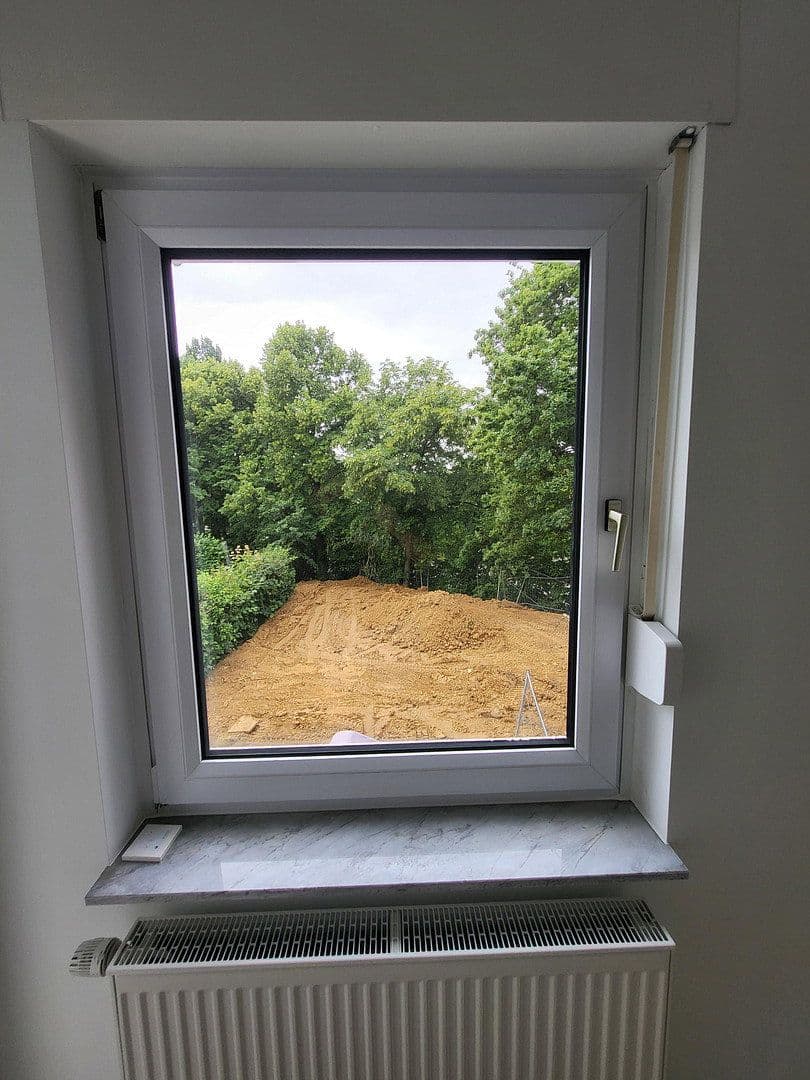 Prodej domu 170 m², pozemek 240 m², Schwalbach am Taunus, Hessen Prodej domu 170 m², pozemek 240 m², Schwalbach am Taunus, Hessen
