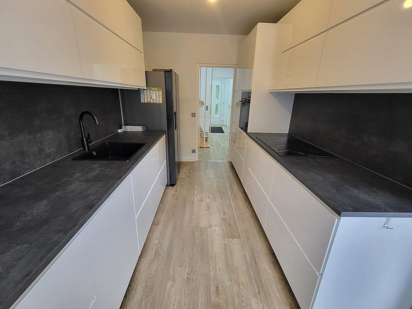 Prodej domu 170 m², pozemek 240 m², Schwalbach am Taunus, Hessen Prodej domu 170 m², pozemek 240 m², Schwalbach am Taunus, Hessen