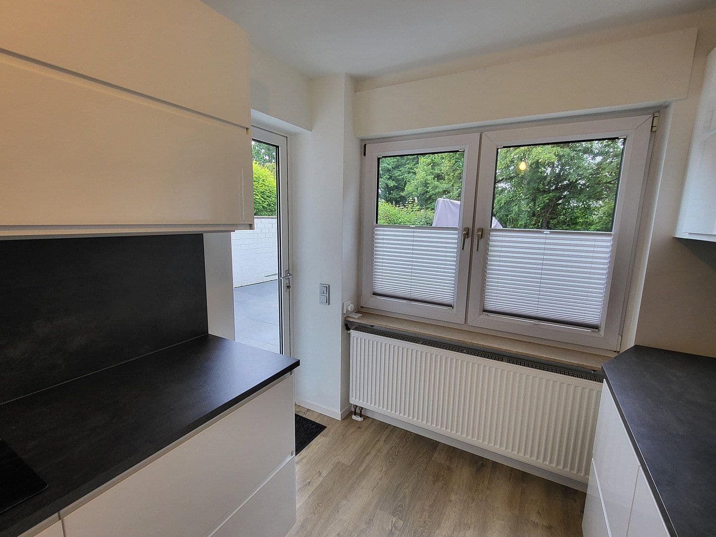 Prodej domu 170 m², pozemek 240 m², Schwalbach am Taunus, Hessen Prodej domu 170 m², pozemek 240 m², Schwalbach am Taunus, Hessen