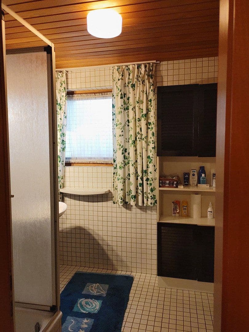 Prodej domu 222 m², pozemek 463 m², Im Apfelgarten 17, Bonn, Severní Porýní-Vestfálsko Prodej domu 222 m², pozemek 463 m², Im Apfelgarten 17, Bonn, Severní Porýní-Vestfálsko