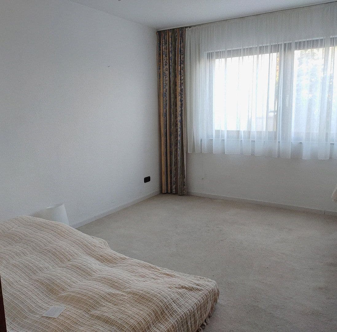 Prodej domu 222 m², pozemek 463 m², Im Apfelgarten 17, Bonn, Severní Porýní-Vestfálsko Prodej domu 222 m², pozemek 463 m², Im Apfelgarten 17, Bonn, Severní Porýní-Vestfálsko
