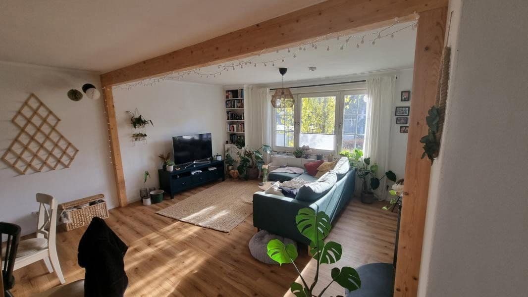 Prodej domu 221 m², pozemek 680 m², Marburger Straße 29, Netphen, Severní Porýní-Vestfálsko Prodej domu 221 m², pozemek 680 m², Marburger Straße 29, Netphen, Severní Porýní-Vestfálsko