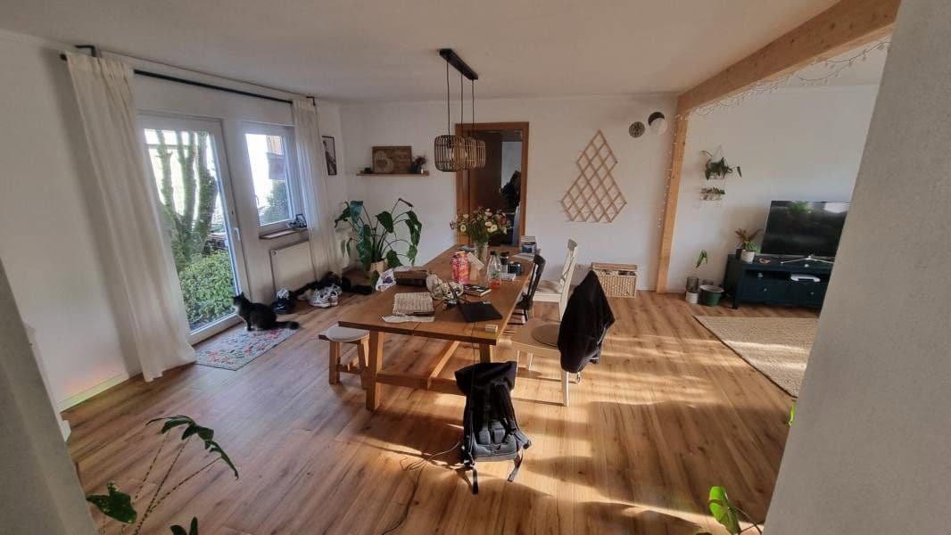 Prodej domu 221 m², pozemek 680 m², Marburger Straße 29, Netphen, Severní Porýní-Vestfálsko Prodej domu 221 m², pozemek 680 m², Marburger Straße 29, Netphen, Severní Porýní-Vestfálsko