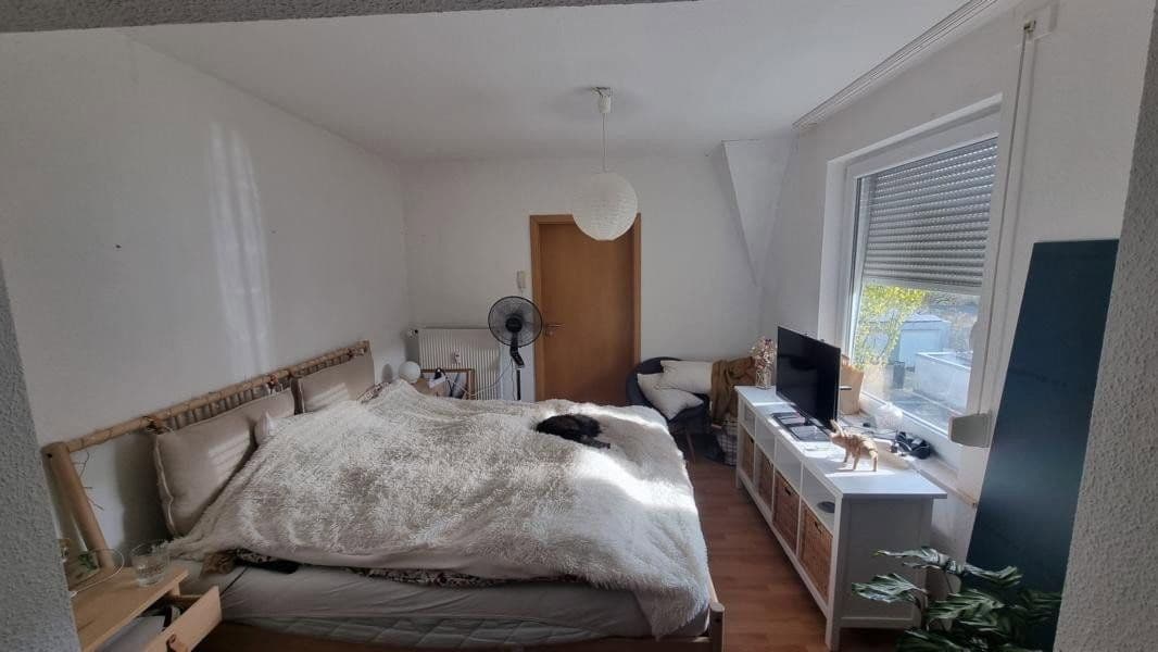 Prodej domu 221 m², pozemek 680 m², Marburger Straße 29, Netphen, Severní Porýní-Vestfálsko Prodej domu 221 m², pozemek 680 m², Marburger Straße 29, Netphen, Severní Porýní-Vestfálsko