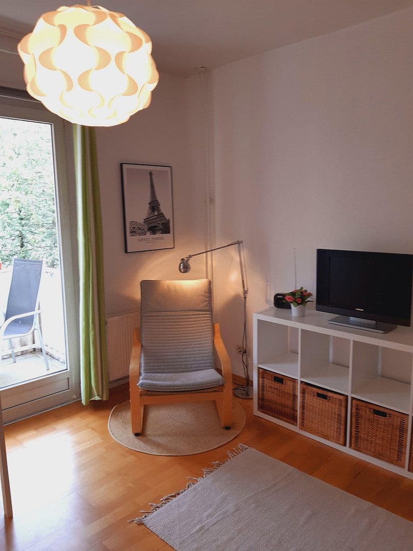 Prodej bytu 1+1 37 m², Binger Str.89, Berlin, Berlín Prodej bytu 1+1 37 m², Binger Str.89, Berlin, Berlín