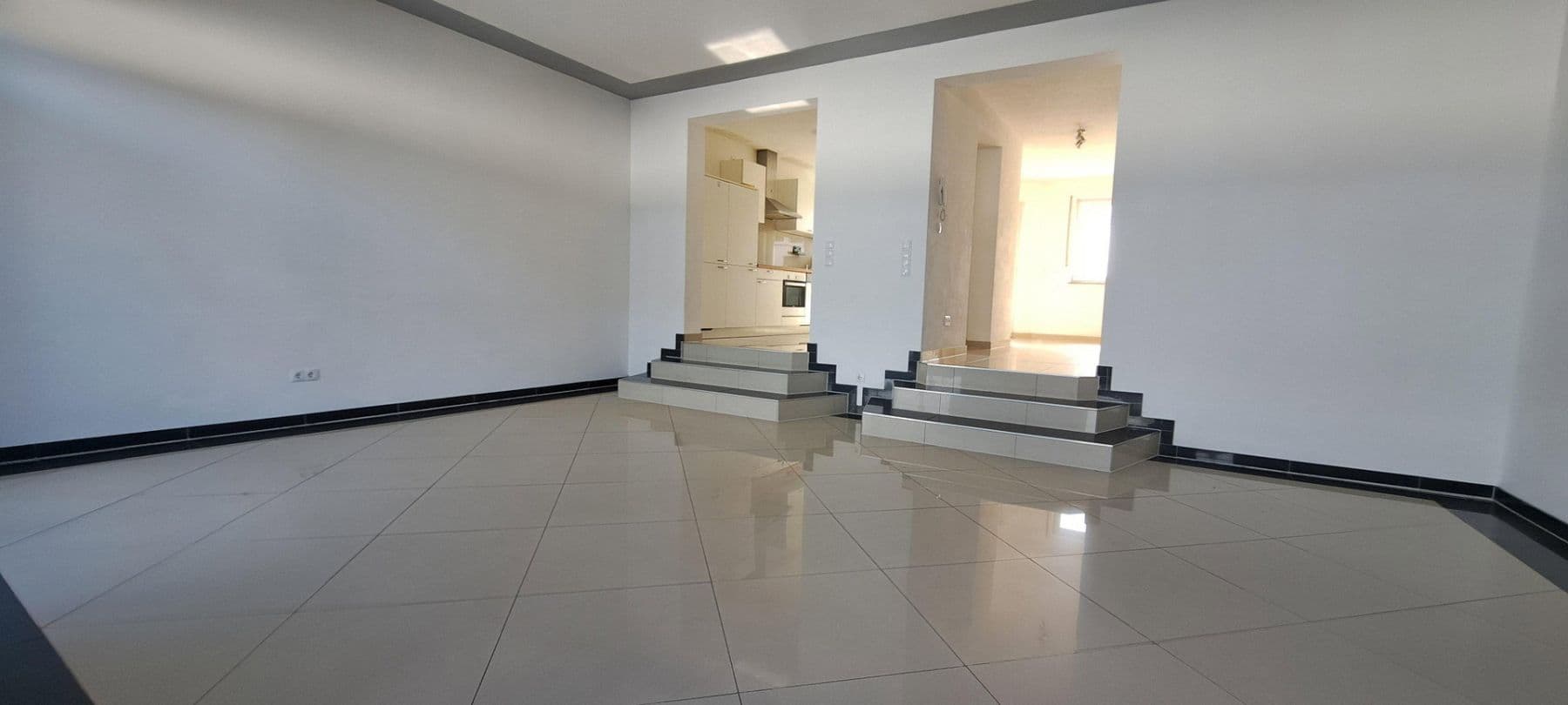 Prodej domu 181 m², pozemek 227 m², Carl-Jacob-Strasse 13, Kaiserslautern-Erfenbach, Porýní-Falc Prodej domu 181 m², pozemek 227 m², Carl-Jacob-Strasse 13, Kaiserslautern-Erfenbach, Porýní-Falc