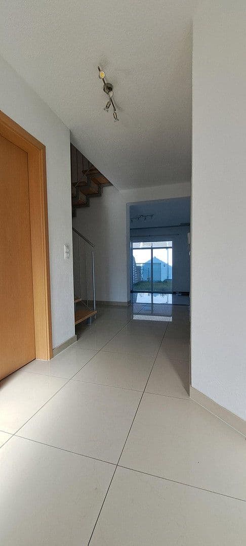 Prodej domu 181 m², pozemek 227 m², Carl-Jacob-Strasse 13, Kaiserslautern-Erfenbach, Porýní-Falc Prodej domu 181 m², pozemek 227 m², Carl-Jacob-Strasse 13, Kaiserslautern-Erfenbach, Porýní-Falc