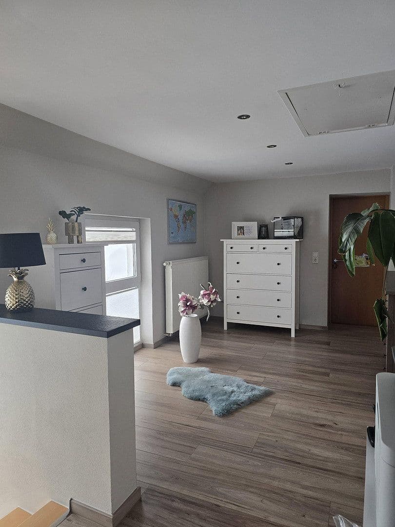 Prodej domu 176 m², pozemek 490 m², Speyerer Straße 23, Römerberg, Porýní-Falc Prodej domu 176 m², pozemek 490 m², Speyerer Straße 23, Römerberg, Porýní-Falc