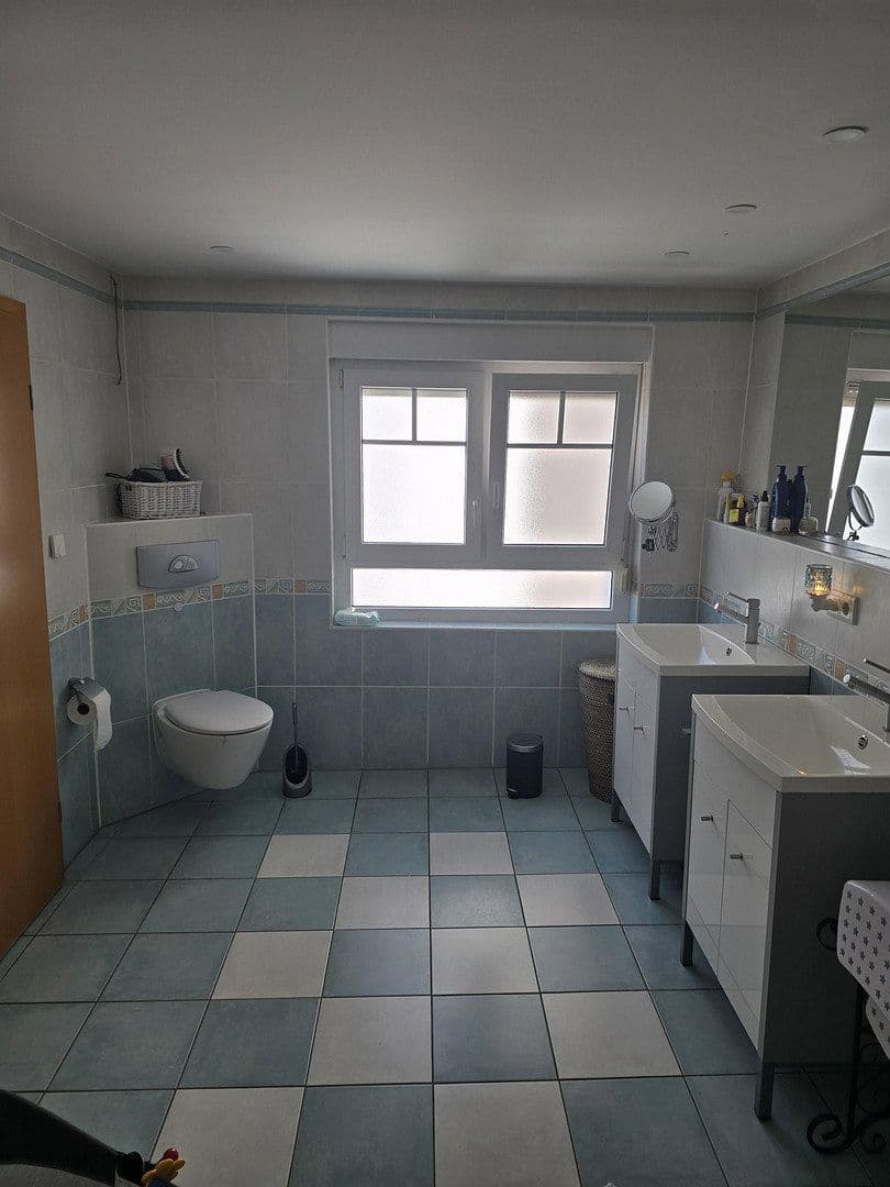 Prodej domu 176 m², pozemek 490 m², Speyerer Straße 23, Römerberg, Porýní-Falc Prodej domu 176 m², pozemek 490 m², Speyerer Straße 23, Römerberg, Porýní-Falc