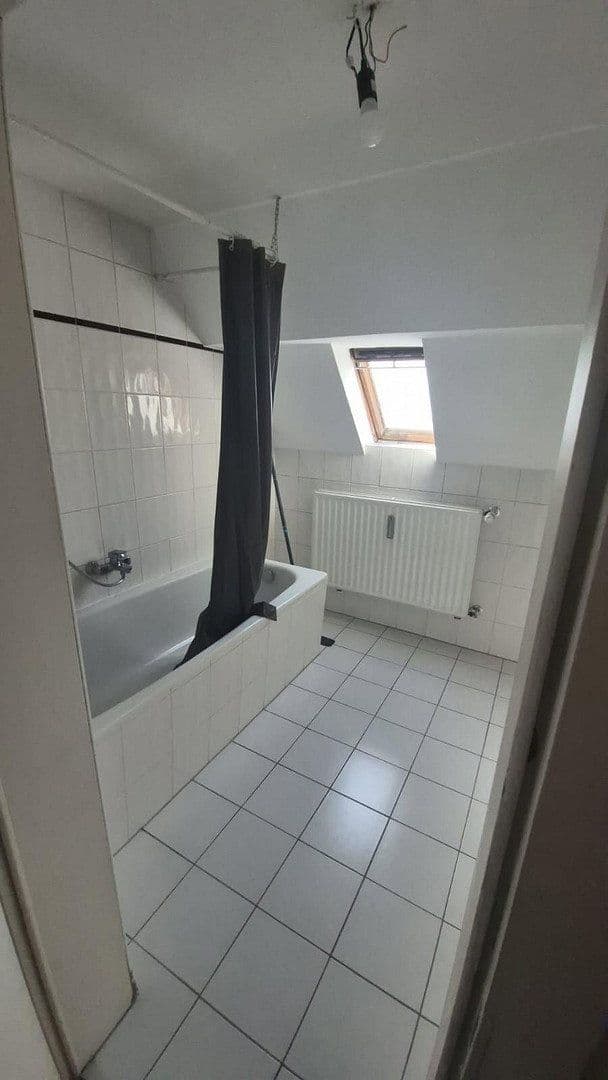 Prodej domu 220 m², pozemek 321 m², Kölner Straße 185, Frechen, Severní Porýní-Vestfálsko Prodej domu 220 m², pozemek 321 m², Kölner Straße 185, Frechen, Severní Porýní-Vestfálsko