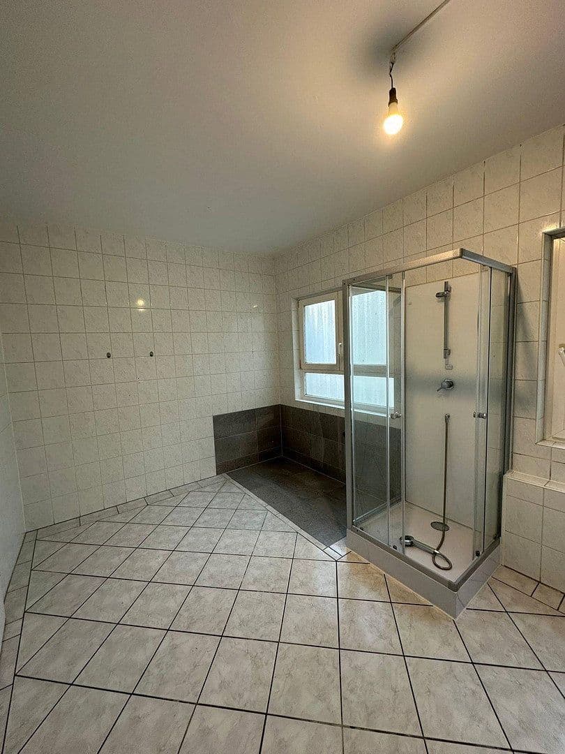 Prodej domu 500 m², pozemek 256 m², Kölner Straße 3, Bergheim, Severní Porýní-Vestfálsko Prodej domu 500 m², pozemek 256 m², Kölner Straße 3, Bergheim, Severní Porýní-Vestfálsko