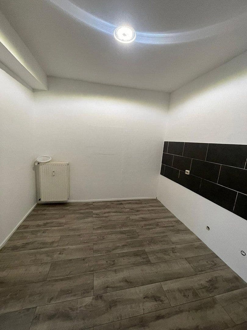 Prodej domu 500 m², pozemek 256 m², Kölner Straße 3, Bergheim, Severní Porýní-Vestfálsko Prodej domu 500 m², pozemek 256 m², Kölner Straße 3, Bergheim, Severní Porýní-Vestfálsko