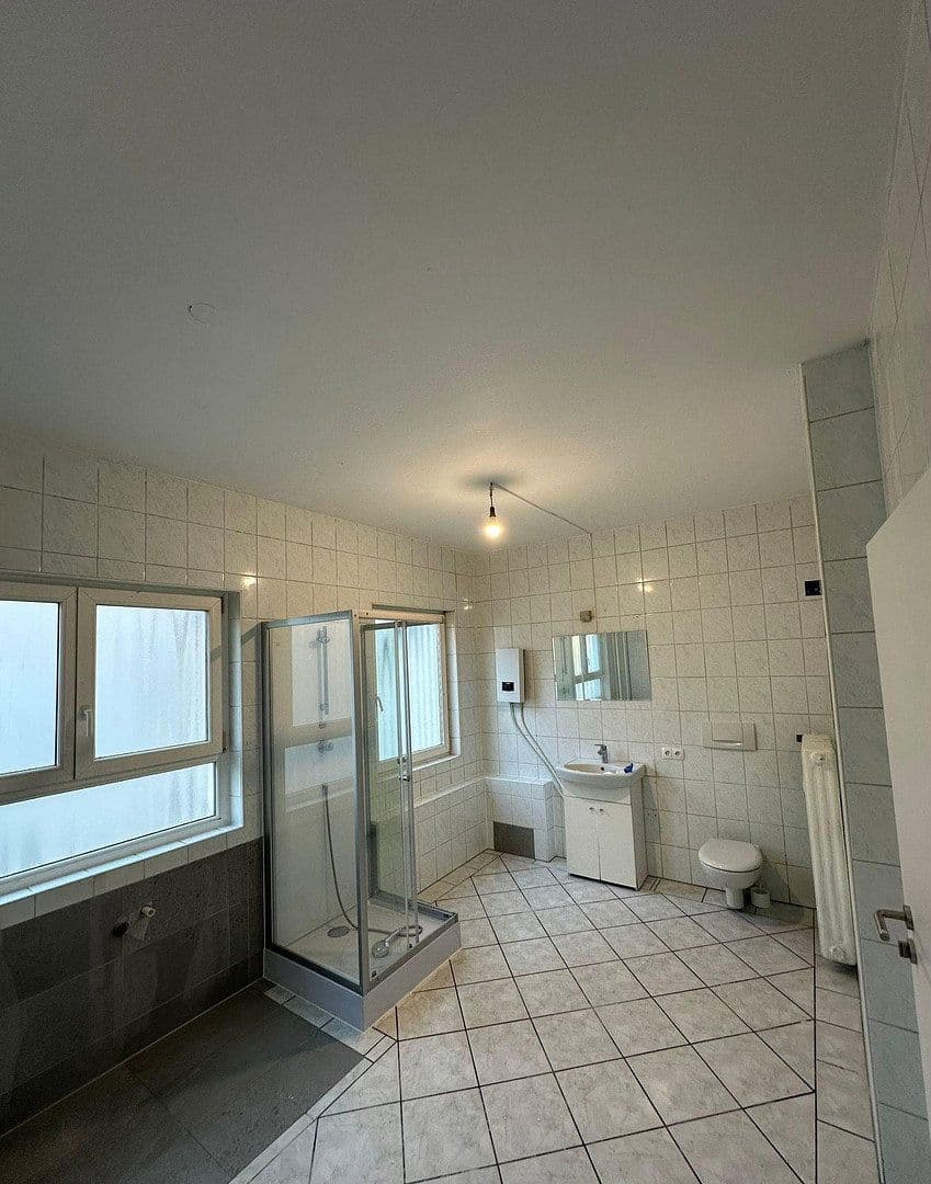 Prodej domu 500 m², pozemek 256 m², Kölner Straße 3, Bergheim, Severní Porýní-Vestfálsko Prodej domu 500 m², pozemek 256 m², Kölner Straße 3, Bergheim, Severní Porýní-Vestfálsko